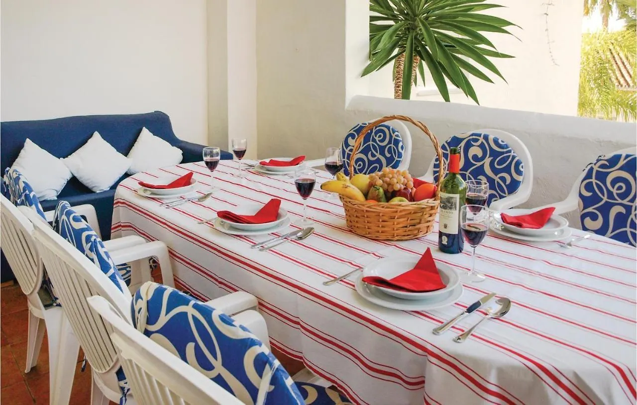 Lovely Apartment In Marbella With Wifi